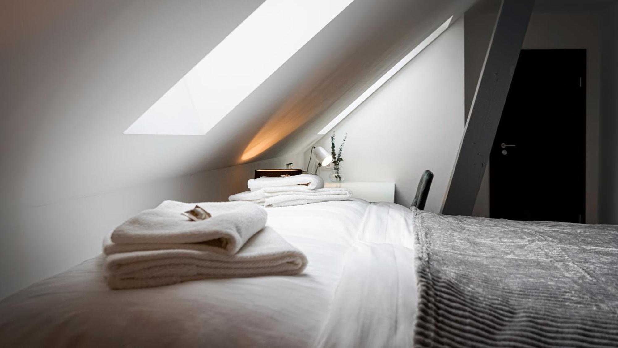 Si-View Doppelzimmer Siegen Zimmer 15 - Hotel ภายนอก รูปภาพ